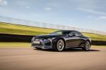 Lexus LC500h 2017 года (UK)